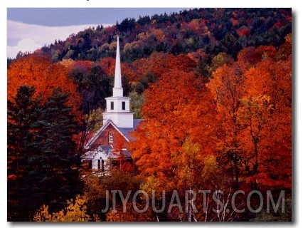 Autumn Colors and First Baptist Church of South Londonderry, Vermont, USA