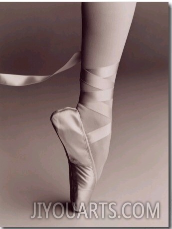 Black and White Image of Ballerina on Point