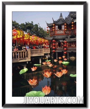 Tea House in Shanghais Yuyuan Garden during Chinese New Year