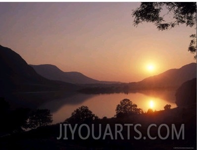 Sunset over Bassenthwaite Lake in the Lake District in England