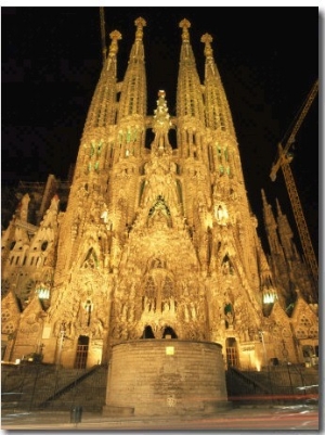 Night View of Antoni Gaudis La Sagrada Familia Temple