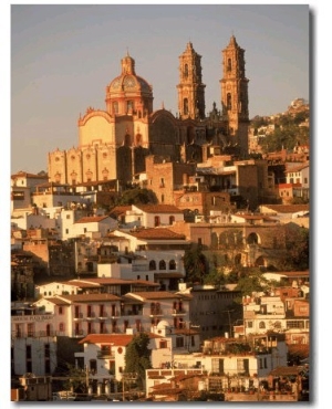 Town and Templo Santa Prisca, Taxco, Mexico