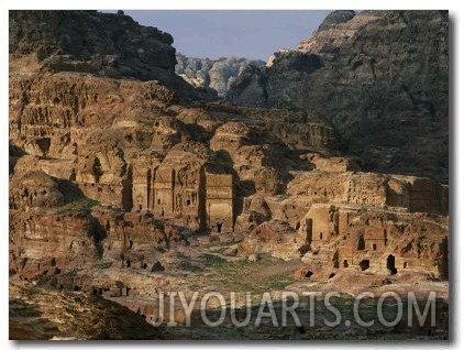 The Caves and Tombs of Petra were Carved by the Nabateans over 2000 Years Ago