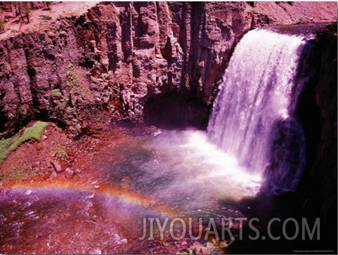 Rainbow Falls with Rainbow, Devil