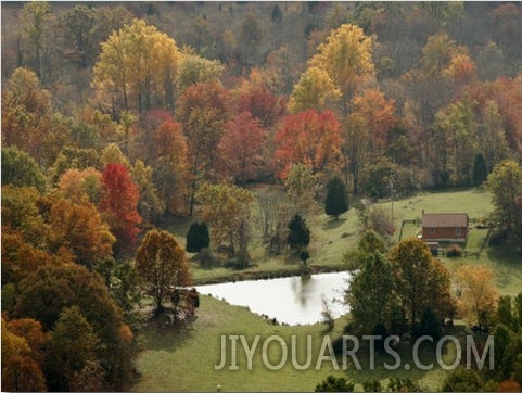 Fall Color Graces a Farm in the Shenandoah Valley
