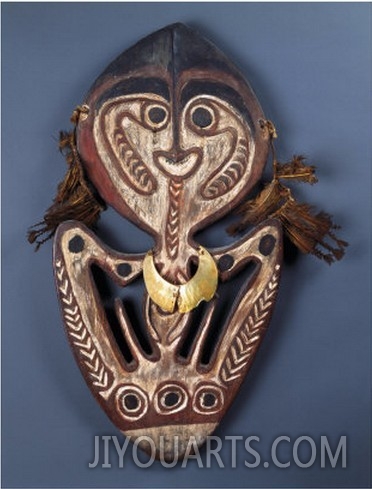 A New Guinea Wood Skull Rack in the Form of an Abstract Human Figure