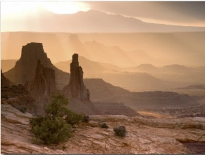 Washer Woman and Mesa Arch, Canyonlands National Park, Utah, USA