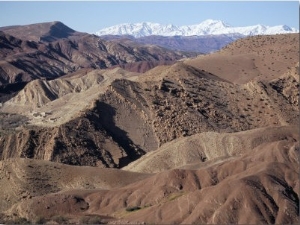 Mountains and Village Near Telouet, High Atlas Mountains, Morocco, North Africa, Africa