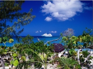 Seabourn Pride Cruise Ship Offshore, Bahamas