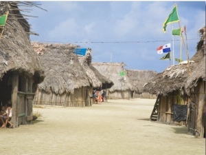 Thatched Houses, Isla Tigre, San Blas Islands, Comarca De Kuna Yala, Panama, Central America