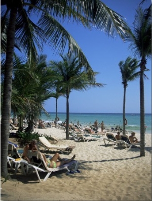 Tourists on the Beach, Playa Del Carmen, Mayan Riviera, Mexico, North America