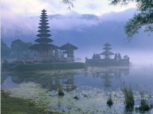 Pura Ulun Temple, Danu Bratan, Island of Bali, Indonesia, Southeast Asia